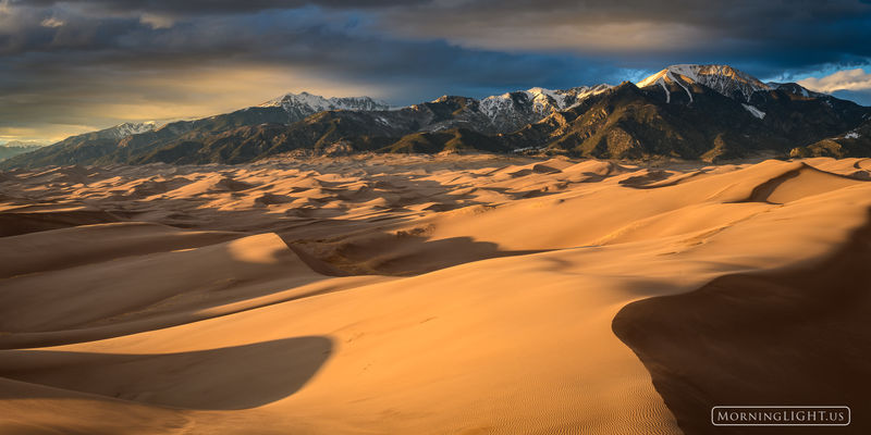dune-celebration-great-sand-dunes-national-park-colorado-morning